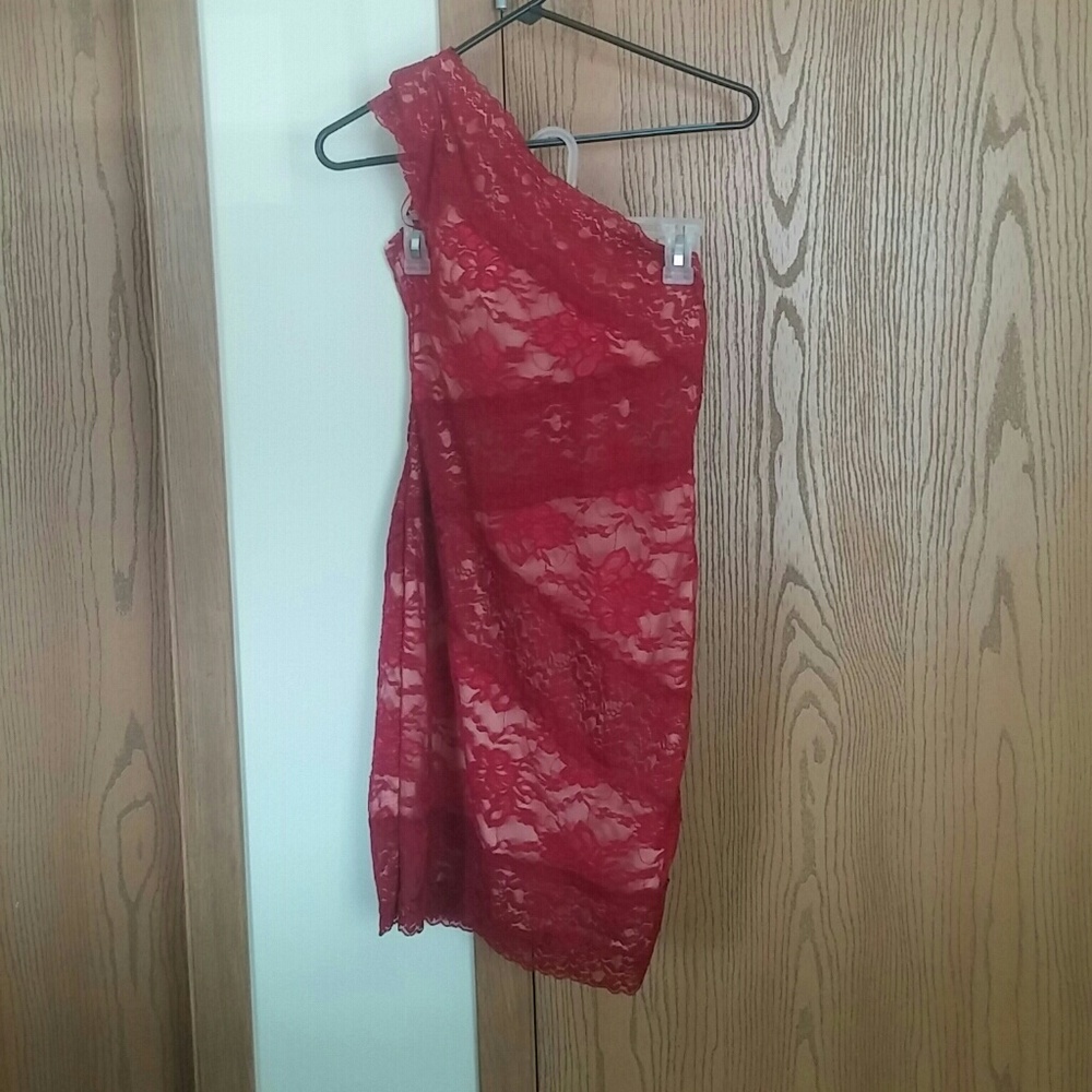 Red and Nude bodycon, off the shoulder dress