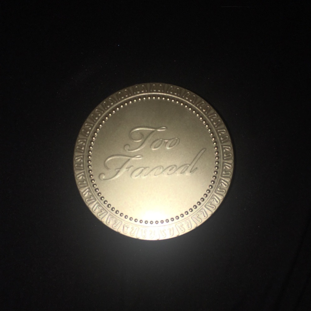 Too Faced Milk Chocolate Soleil Bronzer