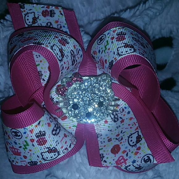 Bedazzled hello kitty - Picture 1 of 1