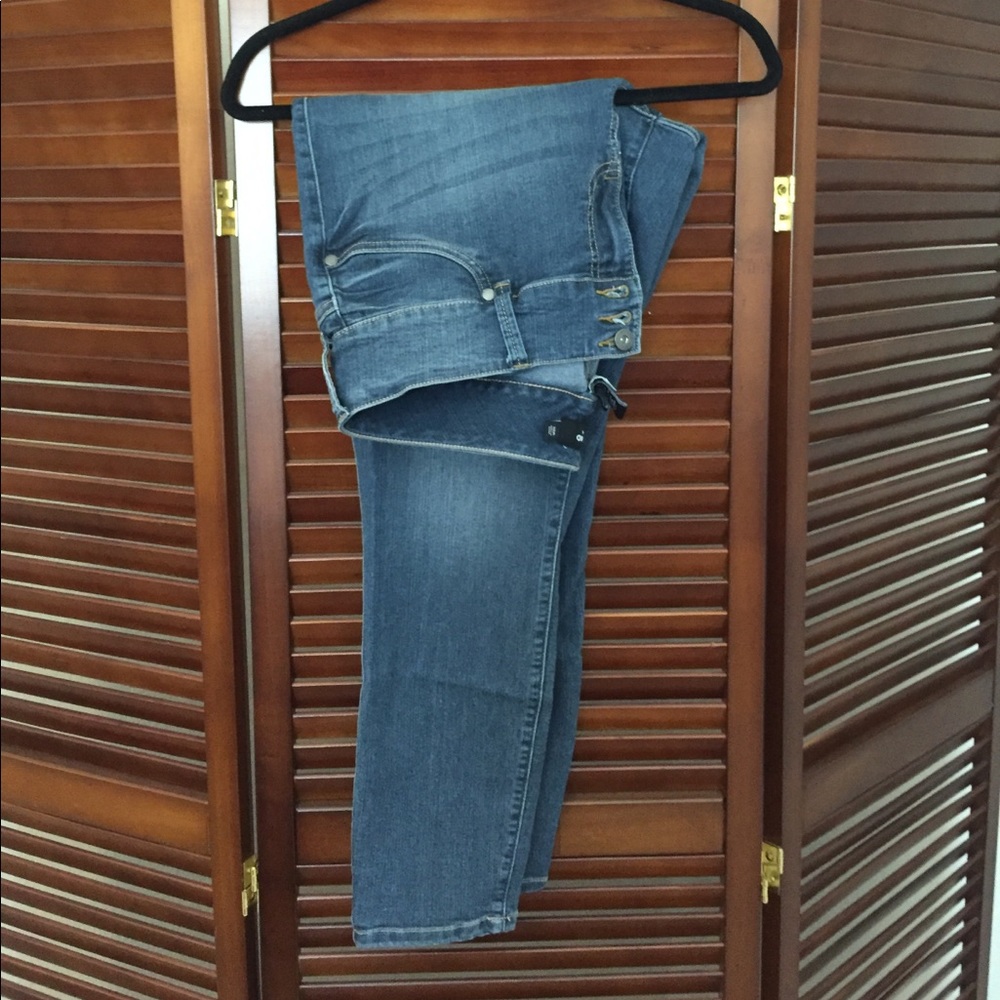 Plus size stretch skinny jeans