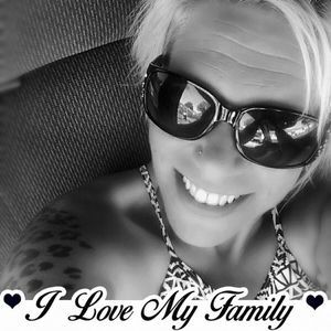 Meet your Posher, Holly