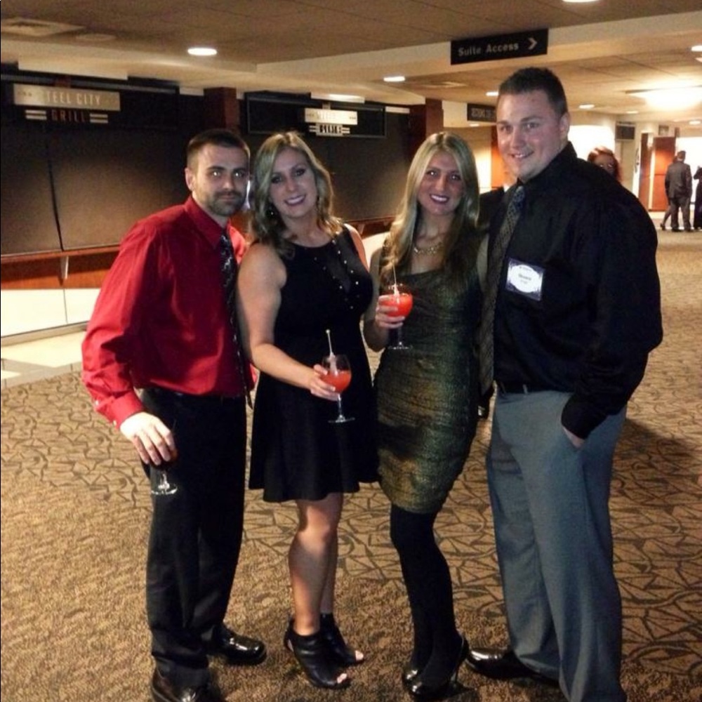 *worn once* Express black/gold shimmer-like dress!