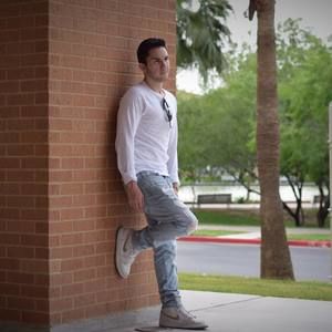 Meet your Posher, Jay