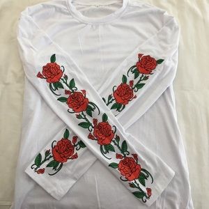 Medium Long sleeve white tee