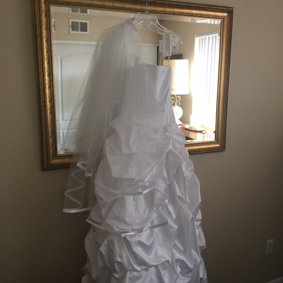 Brand new with tags wedding dress