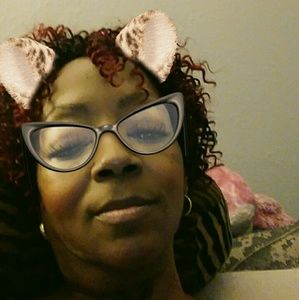 Meet your Posher, Carol