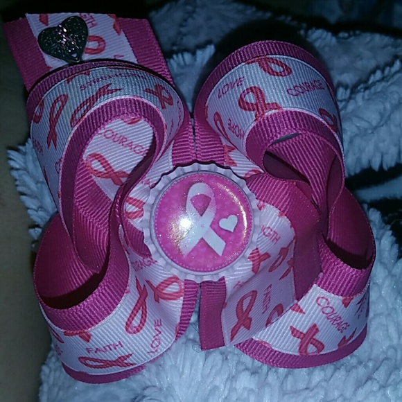 Breast cancer awareness bow - Picture 1 of 1