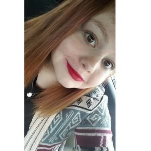 Meet your Posher, Katelyn