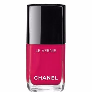 CHANEL Makeup - LONGWEAR NAIL COLOUR CAMELIA CHANEL Makeup - LONGWEAR NAIL COLOUR CAMELIA