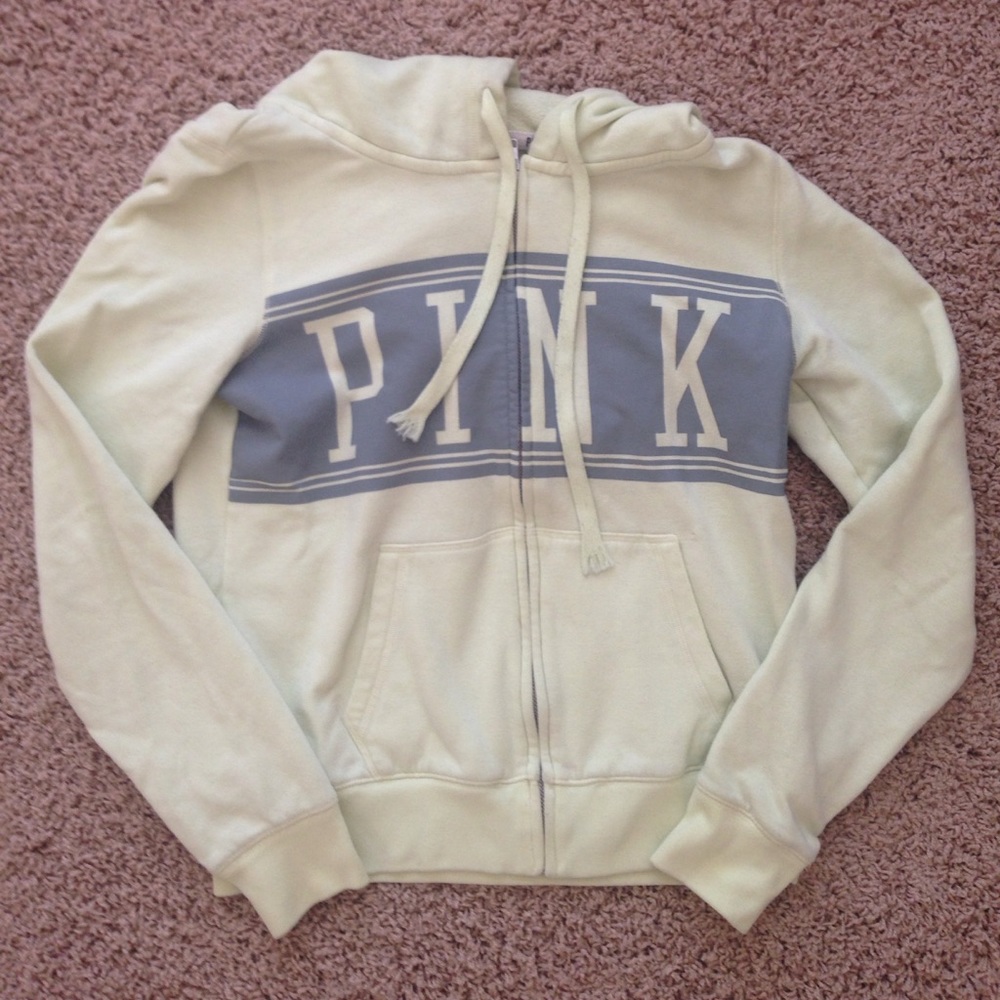 Donating SOON!!! PINK Hoodie 🐕