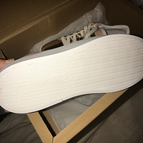 * ZARA WOMEN'S ROSE GOLD SNEAKERS! * - Picture 4 of 5