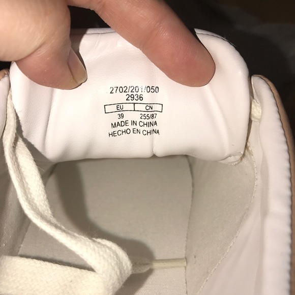 * ZARA WOMEN'S ROSE GOLD SNEAKERS! * - Picture 5 of 5