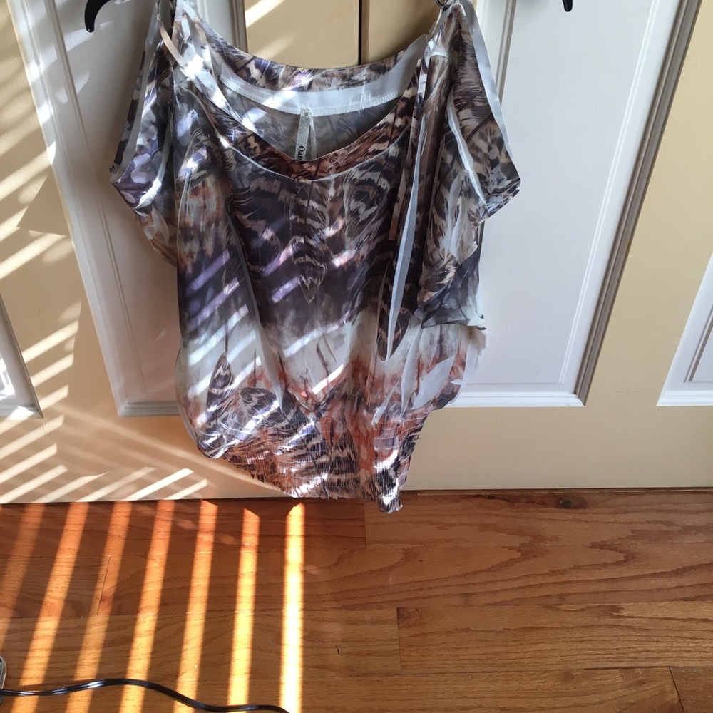 Blouse.