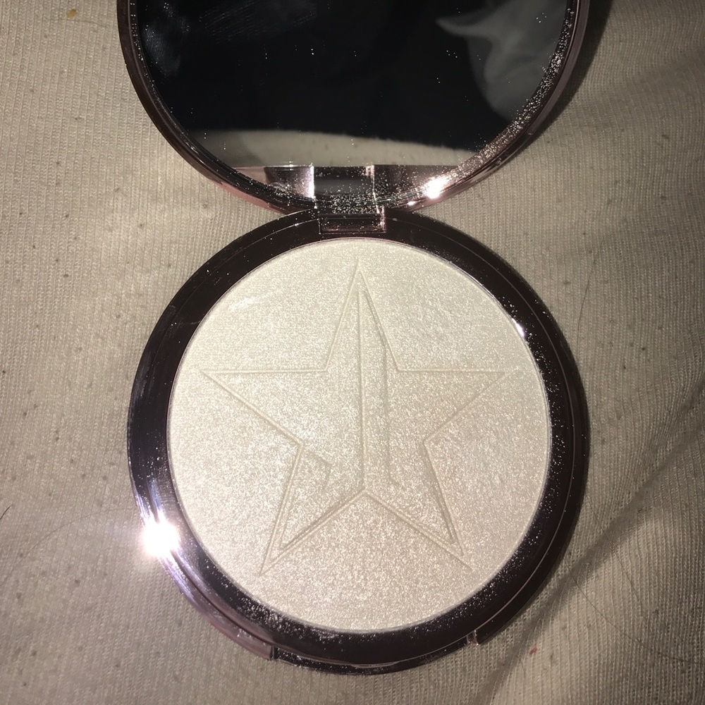 AUTHENTIC Jeffree Star Skin Frost in Crystal Ball