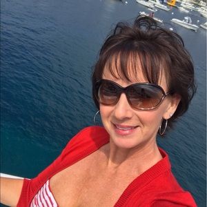 Meet your Posher, Shari