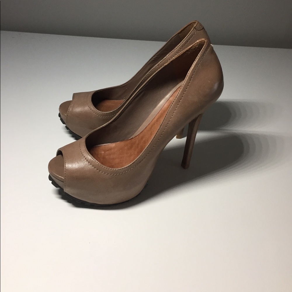 Peep toe high heel shoes