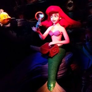 Meet your Posher, Candi