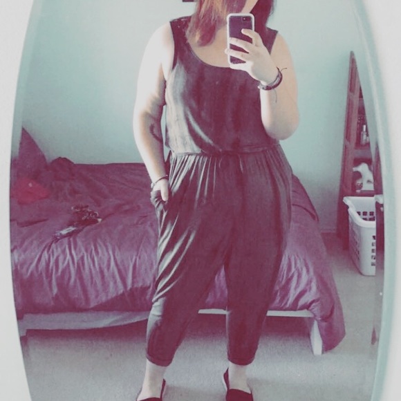 Meet your Posher, Elysabeth - Picture 4 of 6