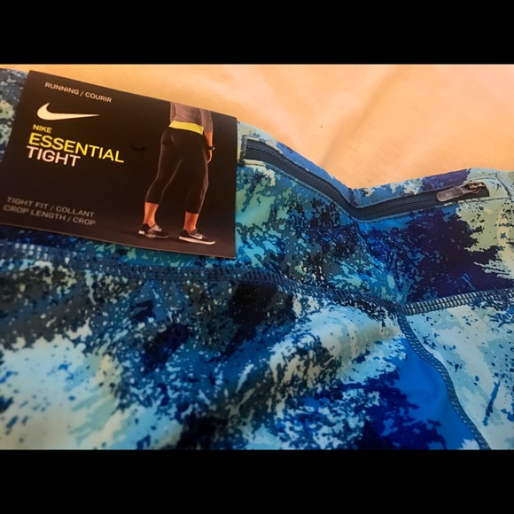 NWT Nike Dri-Fit Leggings - Picture 5 of 7