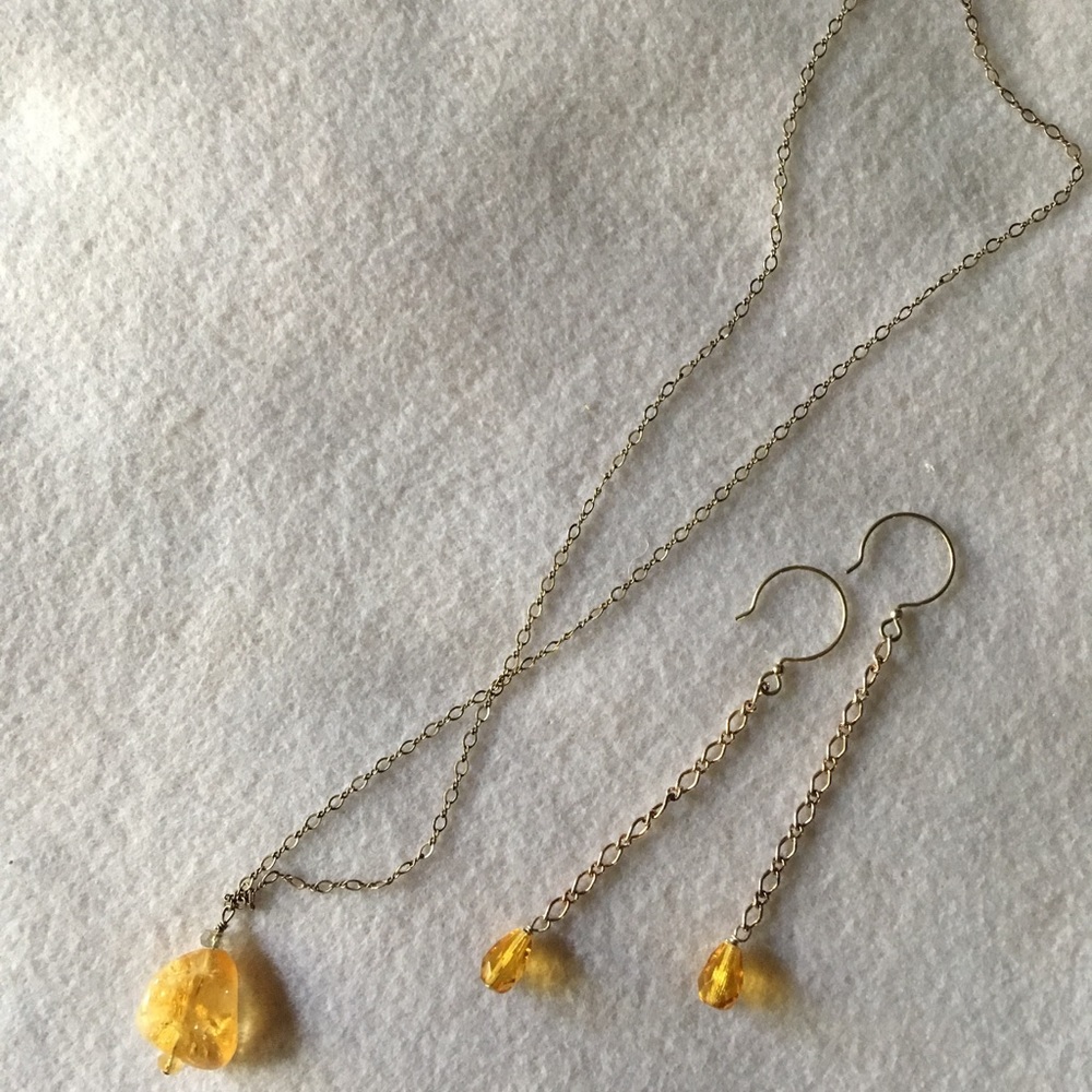 🆕GORGEOUS Canary German Crystal Earrings 925