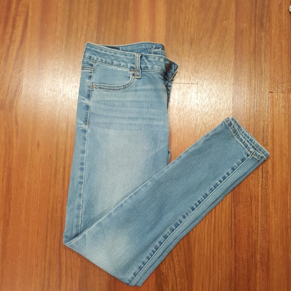 American Eagle Super Stretch Jegging