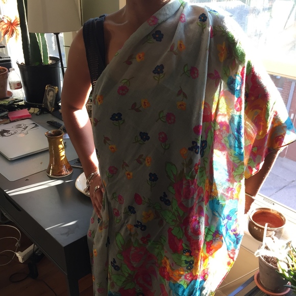 Gray & Multi-color Floral Scarf - Picture 1 of 3