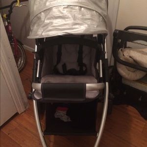 Upper baby stroller