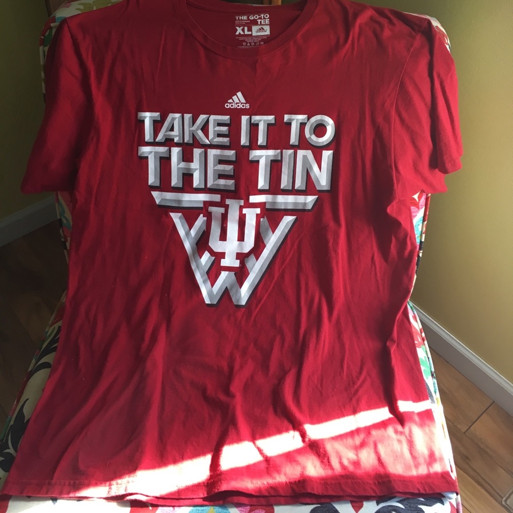 Adidas t-shirt