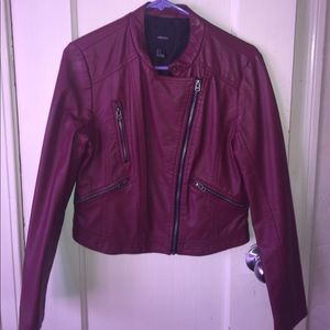 Cute burgundy leather jacket