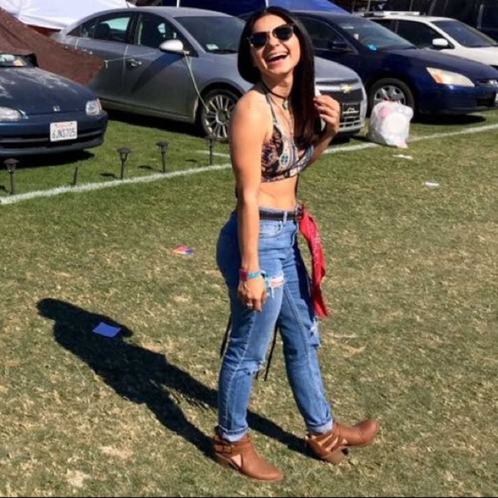 Tan cut out boots