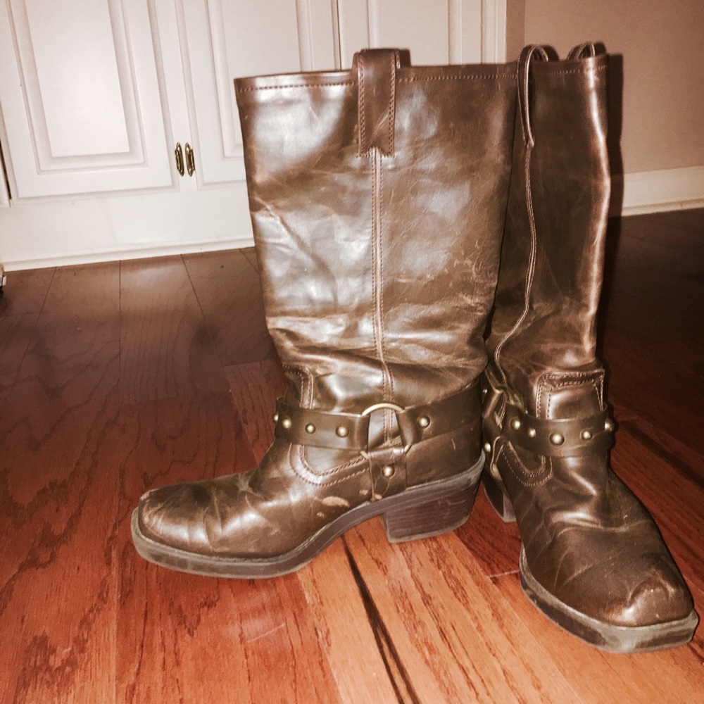 Brown American Eagle boots