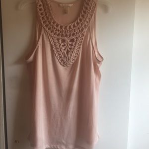 Light rose tank top with woven detail