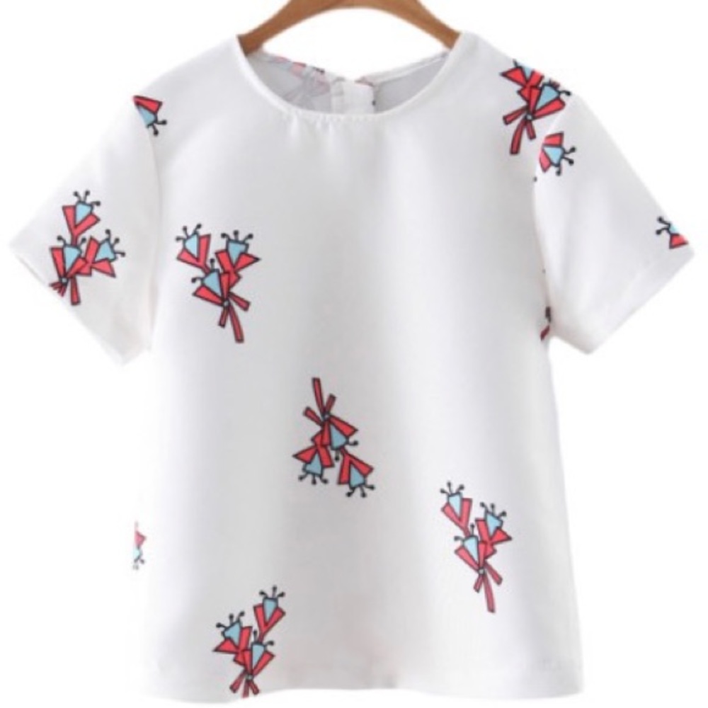 Short Sleeve Zipper Print Blouse *NEVER WORN*