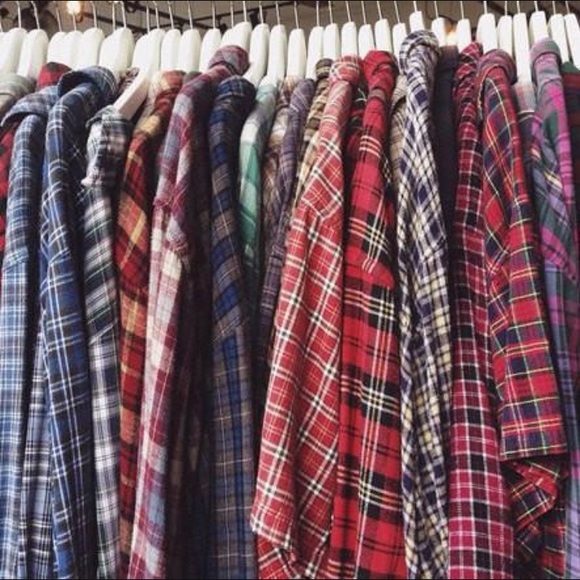 • 5 flannels mystery box• back for spring - Picture 4 of 4