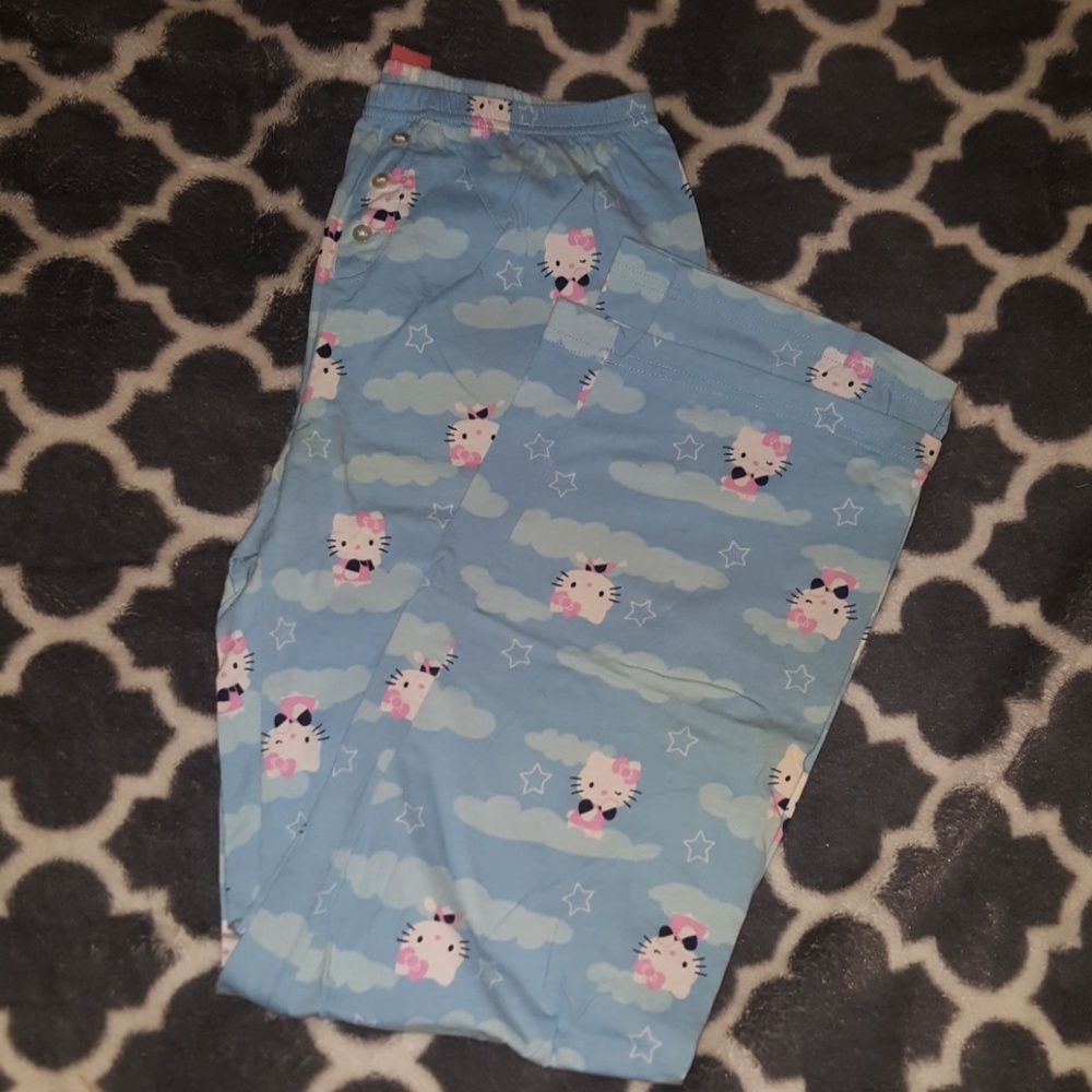 Final Price Hello Kitty Sleepwear- L