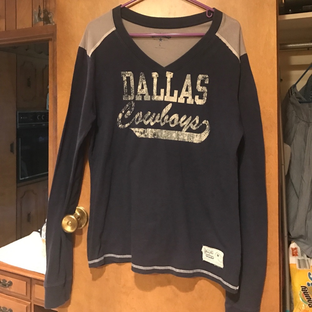Woman's Dallas Cowboys Long Sleeve