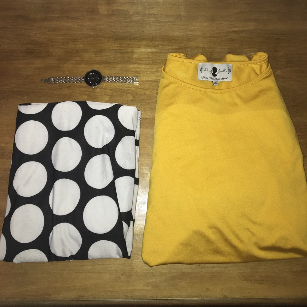 Dainty jewells layering top