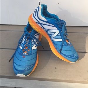 Men's run disney Donald Duck 2015 sneakers 10.5