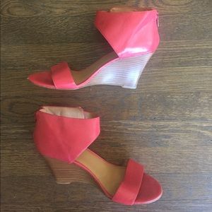 Pink Wedges