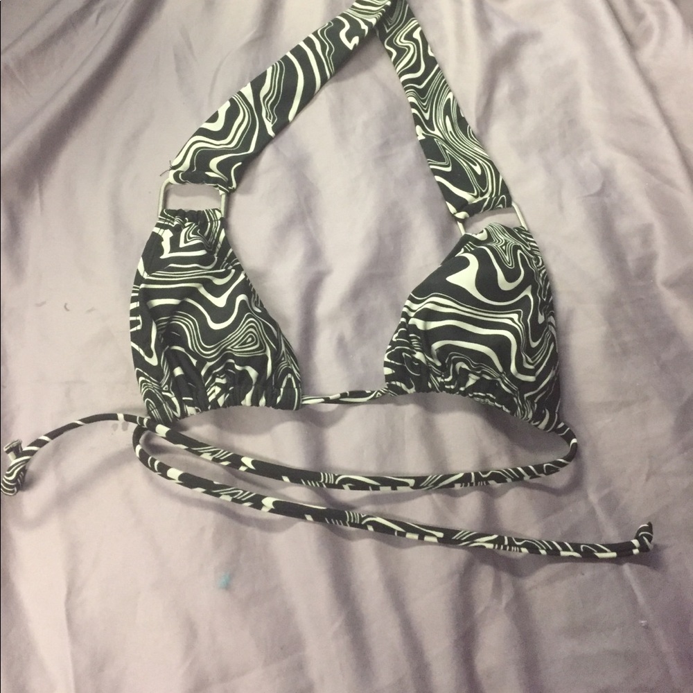 Old navy bikini top size small