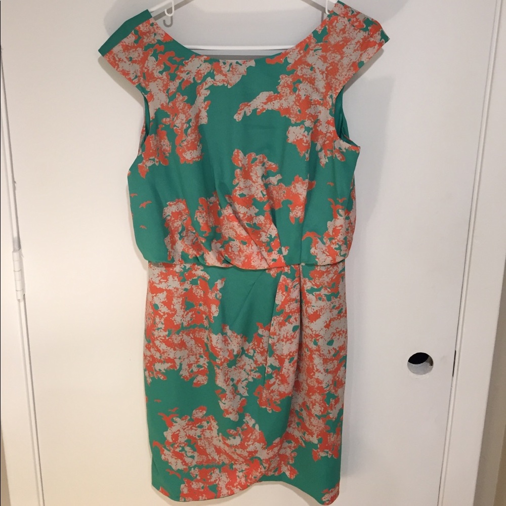 Jessica Simpson cute dress!