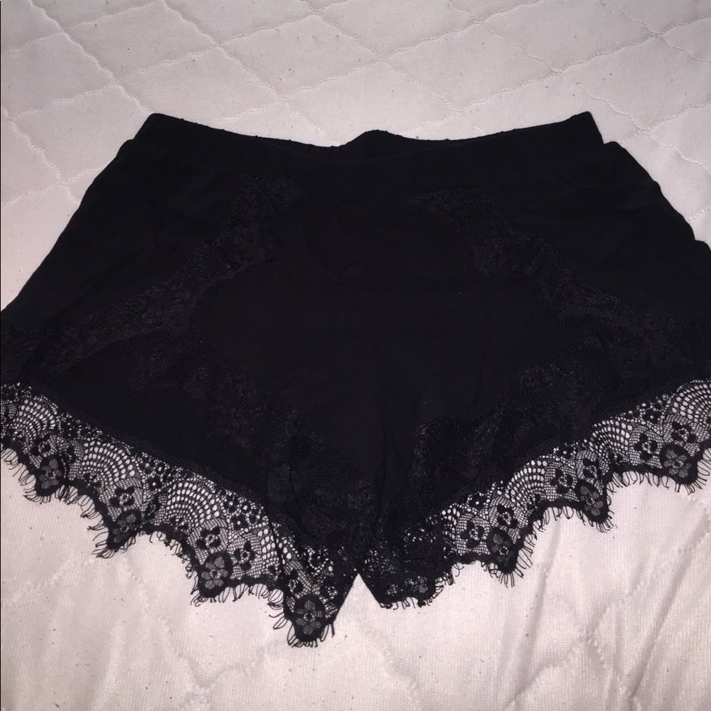 Kendall & Kylie shorts