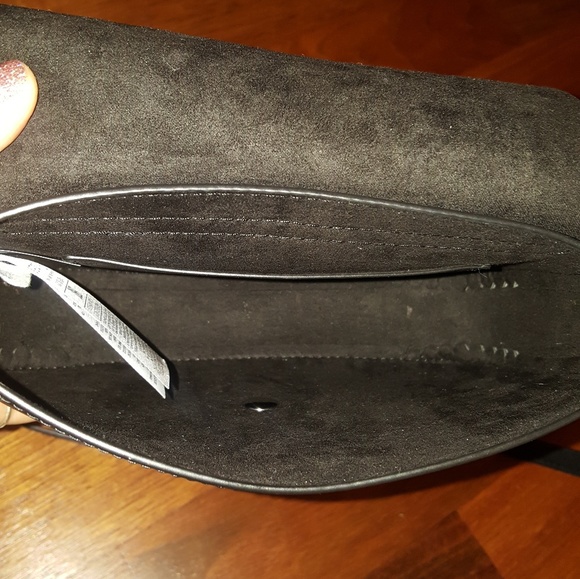 Gap Crossbody Saddle Bag in Black - Picture 2 of 3