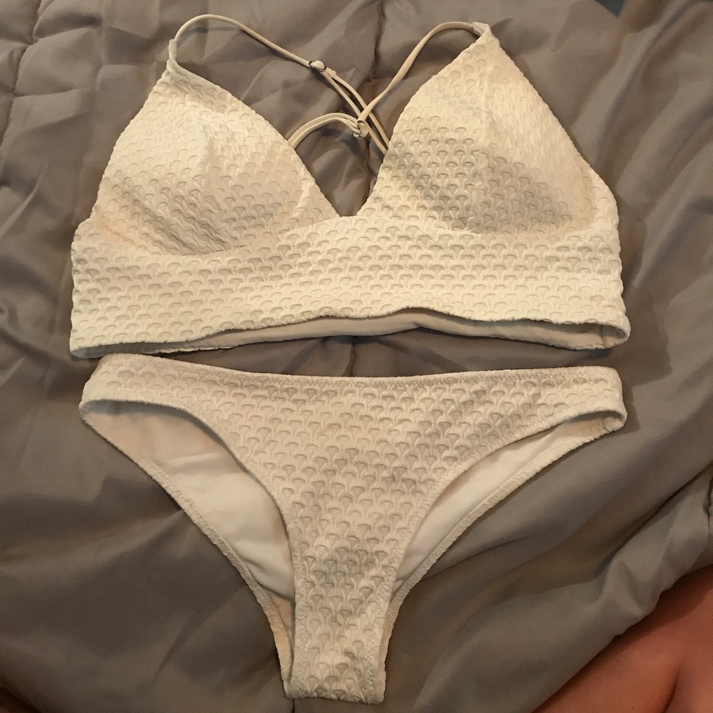 H&M white bathingsuit set