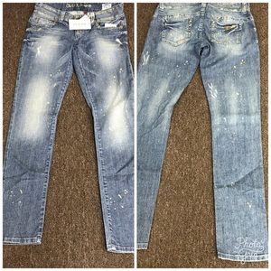 Guess Jeans