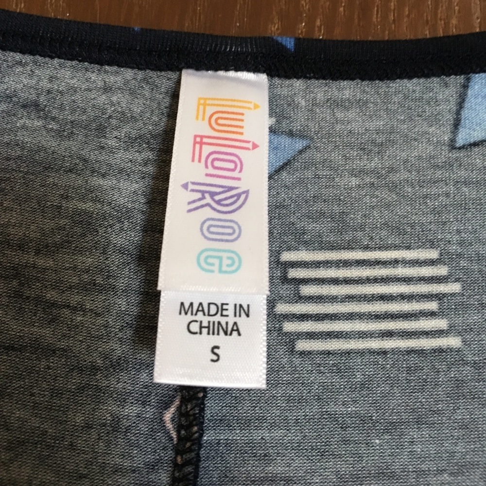 Lularoe: perfect t