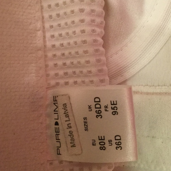 Pure Lime 36D front closure bra from Tittle 9. - Picture 3 of 3