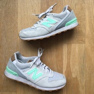 New Balance Women's 696 Sneakers in grey/green