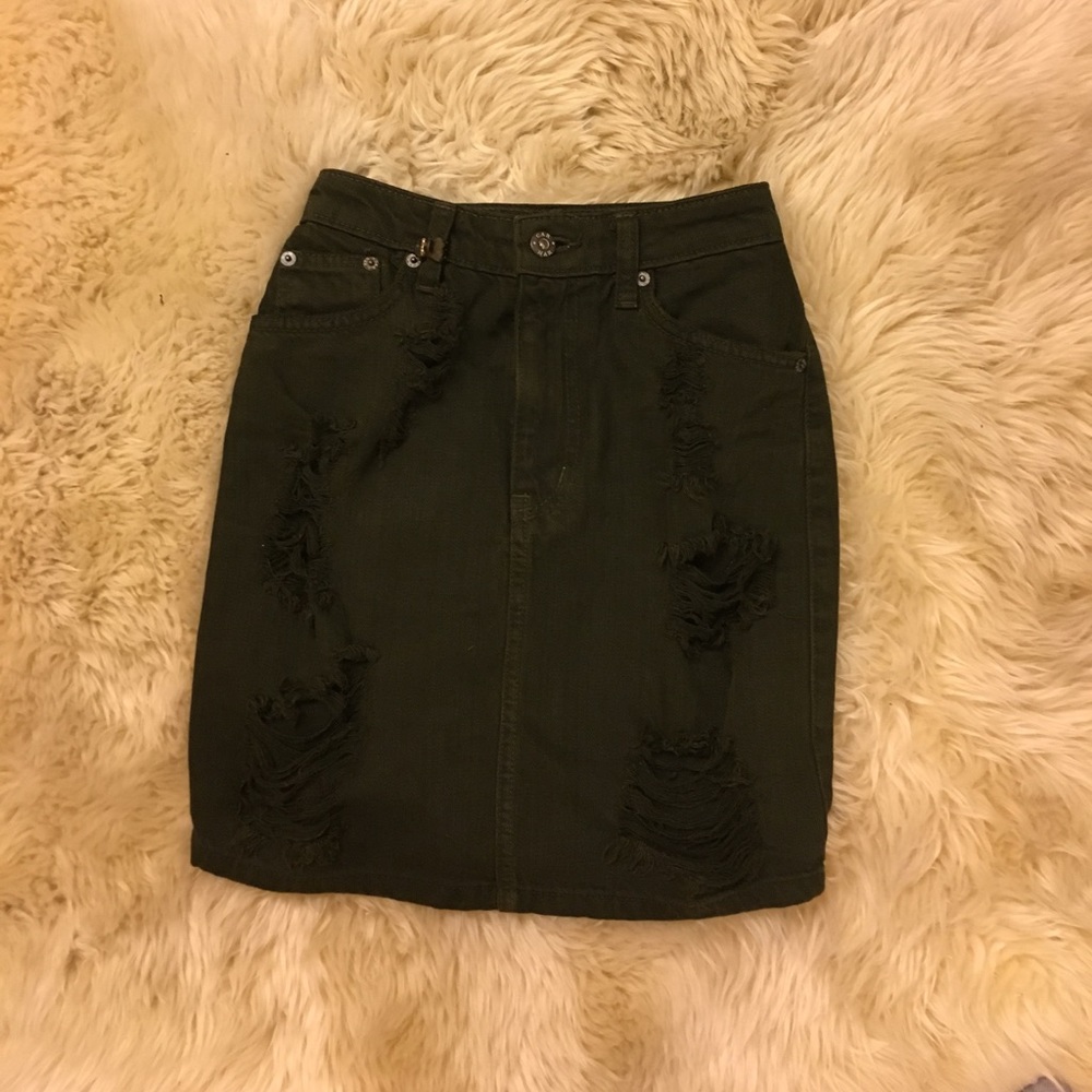 CARMAR LF Deep Forrest green skirt