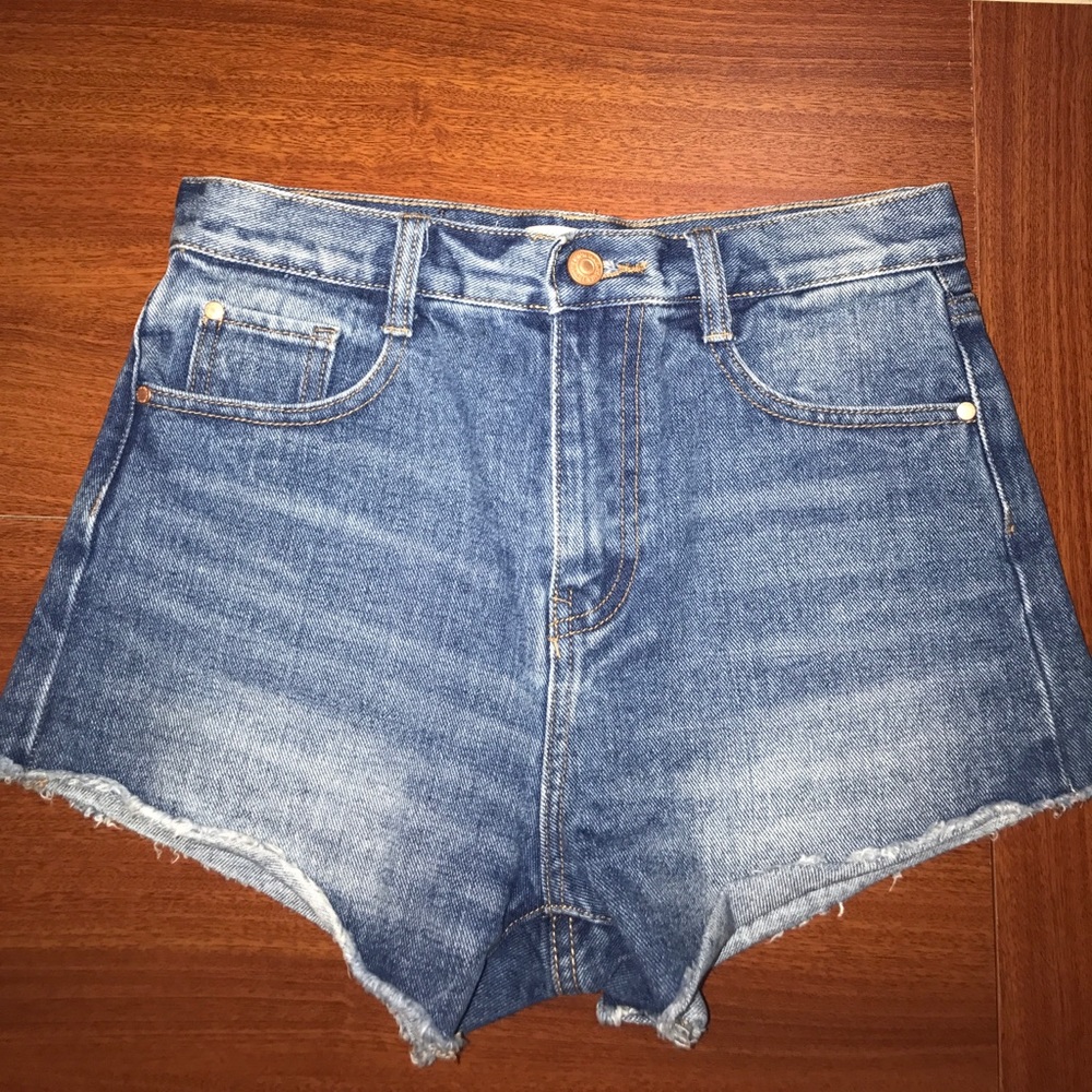 Zara denim collection.BRAND NEW-NEVER WORN.